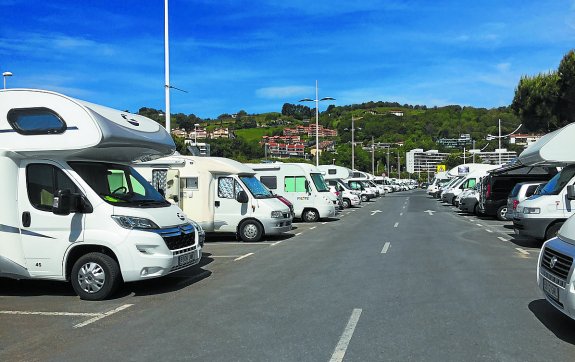 Abotsanitz denuncia la inacción en el problema de las autocaravanas